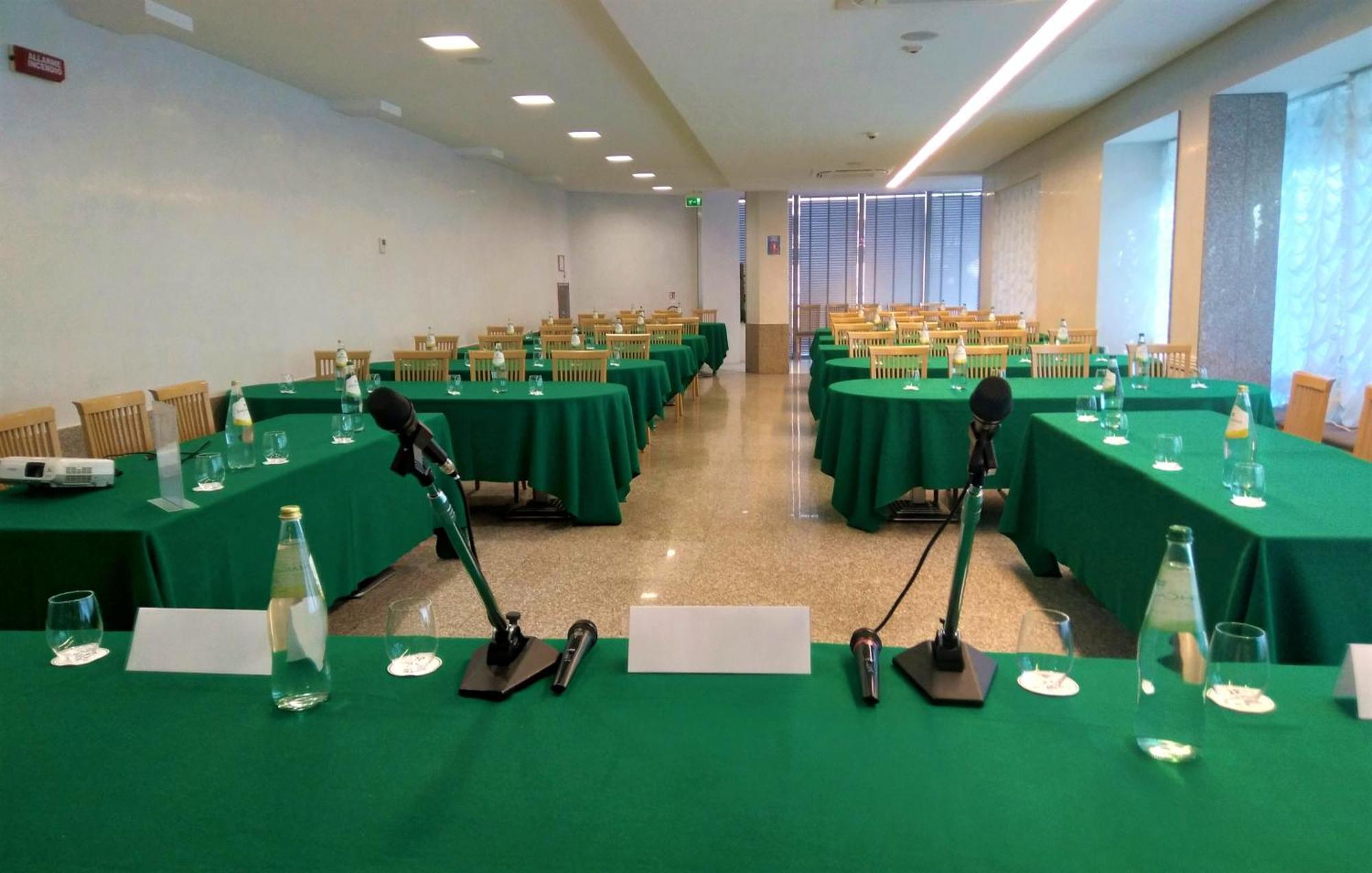 Hotel Poker リッチョーネ エクステリア 写真